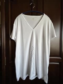 ホワイト Vネック Tシャツのサムネイル