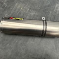 AKRAPOVIC アクラポビッチ マフラーcbr954rr用のサムネイル