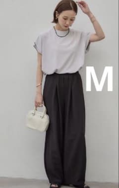 mysa closet/田中里奈/しまむら　カーブパンツ ワイドパンツ Mサイズのサムネイル