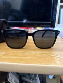 TOMFORD トムフォード TF891-K 01A サングラス ブラックのサムネイル
