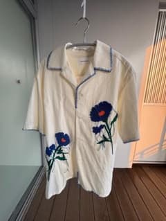 CAMPHOR WOOD 花柄刺繍 オープンカラー 半袖シャツ アイボリーのサムネイル