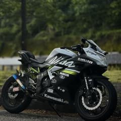 ninja250sl 2020年 インドネシアカラー 写真晴れの日に追加します 