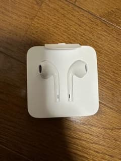 iPhone イヤホンのサムネイル