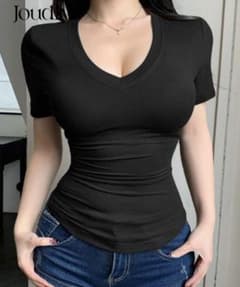 SHEIN ブラック Tシャツのサムネイル
