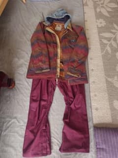 BURTON スノーボードジャケット・フェニックスX-niXパンツ ウェアセット BURTON スノーボードジャケット・フェニックスX-niXパンツ ウェア