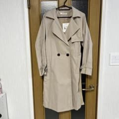 ベージュ ダブルブレスト Mサイズですが丈が短めなので背の低い方おすすめですのサムネイル