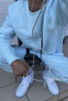 NIKEスウェットパンツのサムネイル