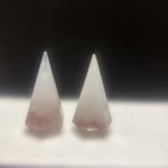 幸運を呼ぶ盛り塩オルゴナイト 1㎝×４㎝六角錐2個セットローズクォーツ 細石入りのサムネイル