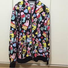ペンタゴン 総柄 パーカー(今月末まで値下げ中)のサムネイル