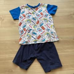 ドラえもん　パジャマ 120cmのサムネイル
