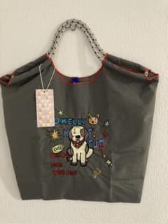 [新品未使用]D.KELLY 刺繍トートバッグ Mサイズ 犬の柄　カーキ色のサムネイル