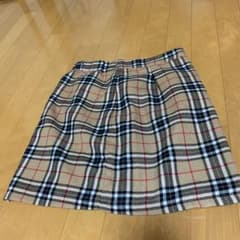 ※特別値下げ※チェックスカートBurberry柄のサムネイル