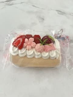 【未使用】Soft Dream いちごシリーズ第2弾 ロールケーキ スクイーズのサムネイル