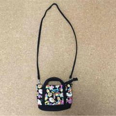 KK★断捨離中★様専用☆ロデオクラウンズ ノベルティ 花柄ミニポーチのサムネイル