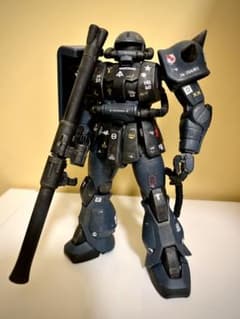 バンダイ　1/100 MG MS-06 ザク　Ver.2.0 塗装済完成品