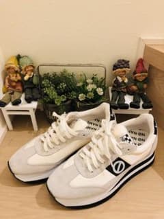 ノーネームスニーカーのサムネイル