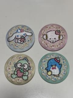 サンリオキャラクターズ 刺繍缶バッジ 4種セットのサムネイル