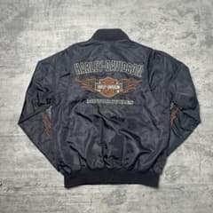 ハーレーダビッドソン フレイム刺繍 ナイロンボンバー 黒 S 大きめ ハーレーダビッドソン フレイム刺繍 ナイロンボンバー 黒 S 大きめ