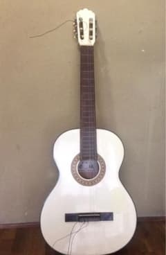 クラッシックギター 白 ホワイト 白いギター クラッシックギター 白 ホワイト 白いギター
