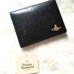 値下げ中Vivienne Westwood パスケース黒のサムネイル