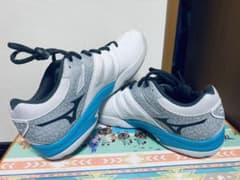 MIZUNO カーペット用テニスシューズのサムネイル