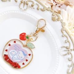 マタニティマーク　ハンドメイド　マタニティキーホルダー　りんごのサムネイル