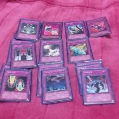 遊戯王カード 光、闇デッキのサムネイル