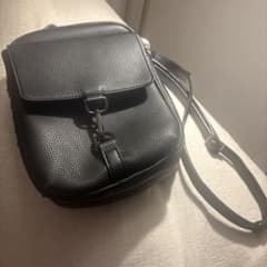 ZARA スタッズ　ショルダーバッグのサムネイル