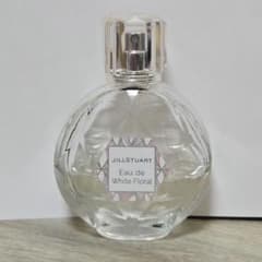 JILL STUART Eau de White Floral 香水のサムネイル