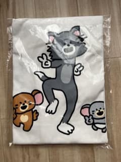 トムとジェリー　ハッピーくじ B賞　コラボTシャツのサムネイル