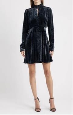 ZARA ブラック ベルベット ミニワンピース 水玉 ドット - メルカリ