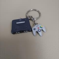 ニンテンドー64　ミニチュアキーホルダーのサムネイル