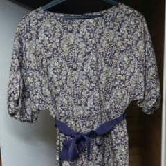 テチチ　花柄ワンピース♪のサムネイル