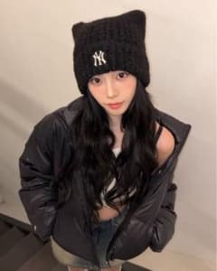 新品未開封 MLB Korea 猫耳ニット帽 黒 カリナ着用モデル 韓国限定 ②