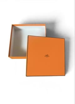 HERMES ギフトボックス オレンジ ※箱のみ - メルカリ