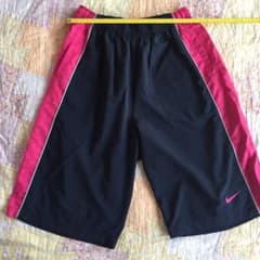 NIKE ナイキ ハーフパンツＸＬのサムネイル