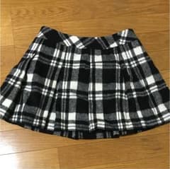 スカートのサムネイル