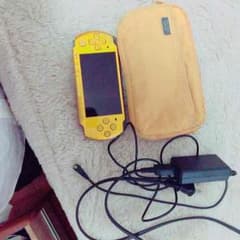 psp3000 イエローのサムネイル