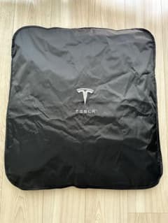 Tesla ブラック　ルーフサンシェード　モデルYのサムネイル