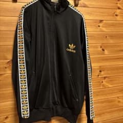 adidas トラックジャケット ブラックゴールド 万国旗 トレフォイルラインLのサムネイル
