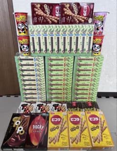 お菓子詰め合わせ　グレープの森　ピコラ　ポッキー　トッポ他 お菓子詰め合わせ グレープの森 ピコラ ポッキー トッポ他 - メルカリ