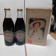 コカ・コーラ 100年記念ボトル2本箱付き - メルカリ