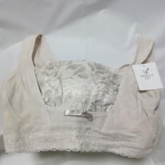 まろんっぺ様専用♥ブラデリスNY華やかバストアップブラのサムネイル