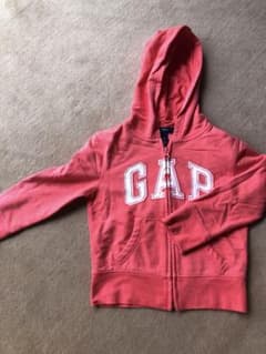 GAPのパーカー　サイズ110のサムネイル
