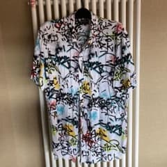 GUESS シャツのサムネイル
