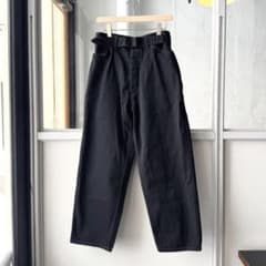 COMOLI 26SS BLACK DENIM BELTED PANTS 2 - メルカリ