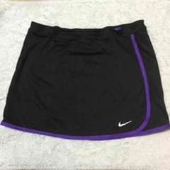ナイキ DRI-FIT  ランスカートのサムネイル