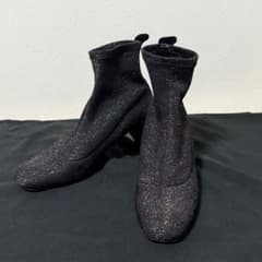 【美品】ZARAラメ入りブラックアンクルブーツ 22.5cmのサムネイル