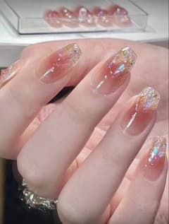 ネイルチップ24個入りのサムネイル