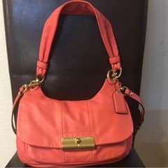 COACH ショルダーレザーバッグ ピンクオレンジのサムネイル